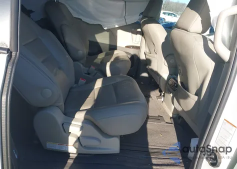 2017 Toyota Sienna Xle Premium 7 Passenger from USA, damaged, VIN 5TDDZ3DC7HS149558